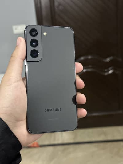 Samsung Mobile S22