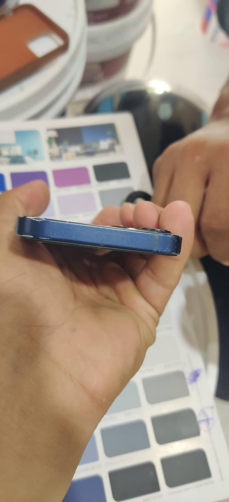 Apple iPhone 12 mini 1