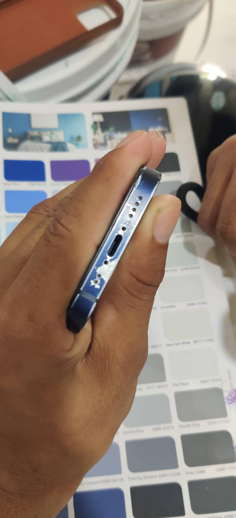 Apple iPhone 12 mini 4