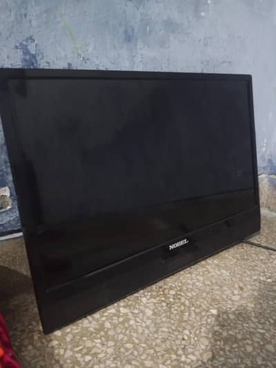 NOBAL LED 28 inches urgent sale