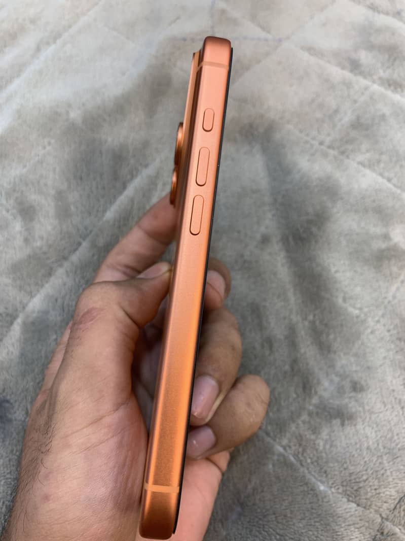 Apple iPhone 17 Pro 1