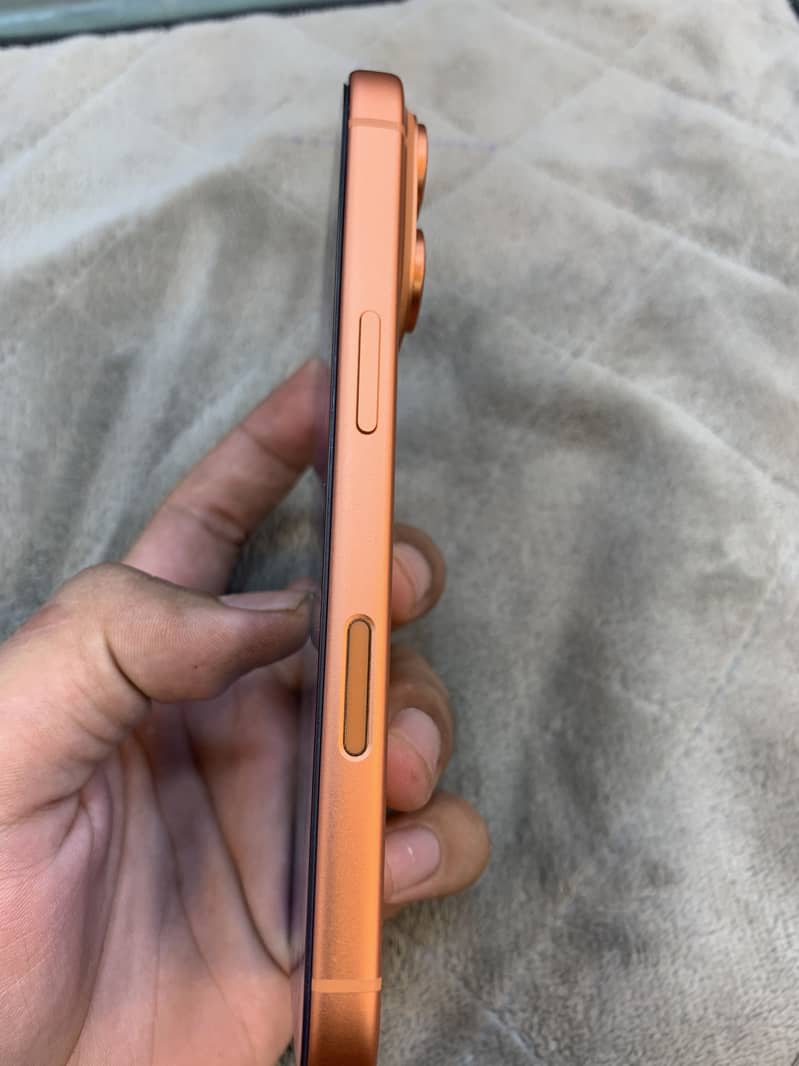 Apple iPhone 17 Pro 4