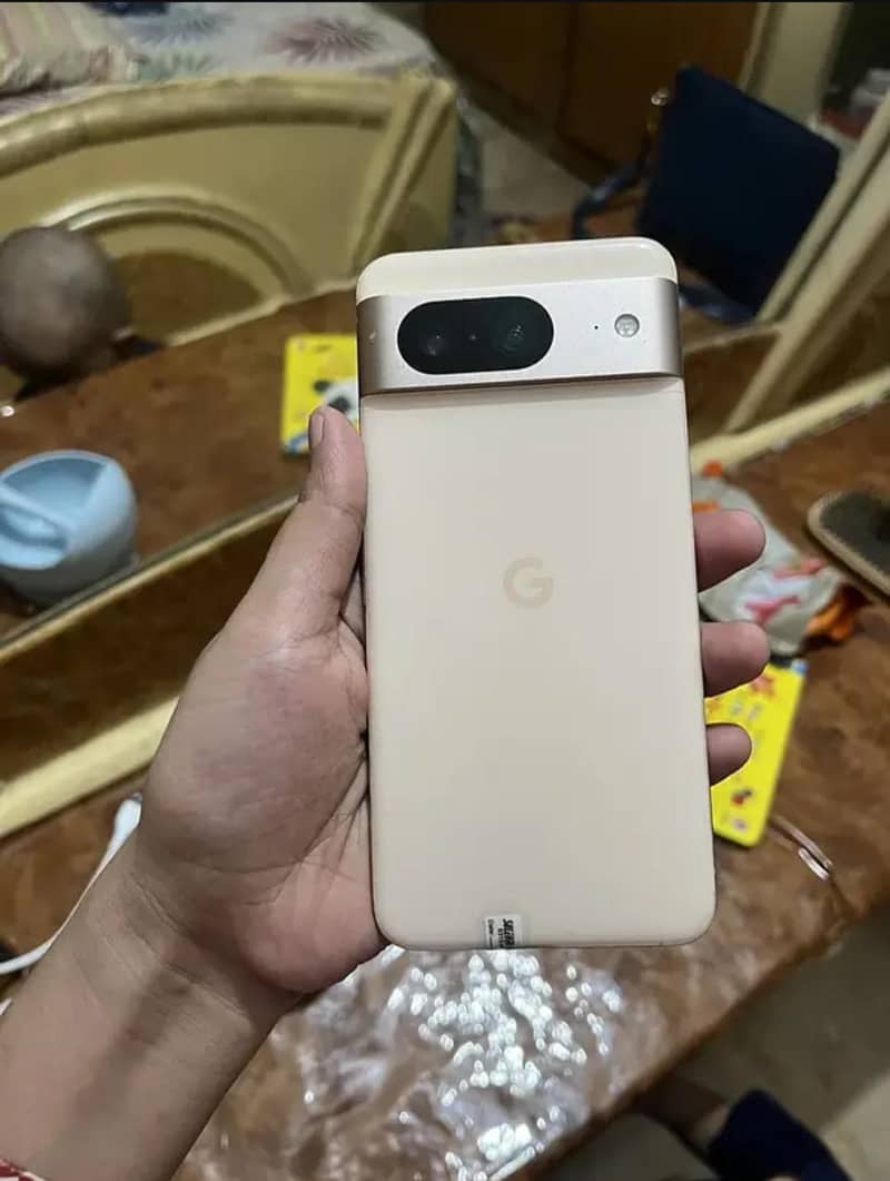 Google Pixel 8 1