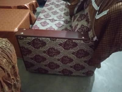 5 staer sofa set for sell.