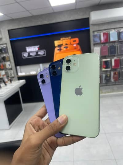 Apple iPhone 12