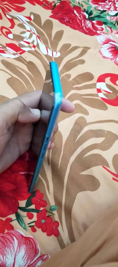 Tecno Spark 7T