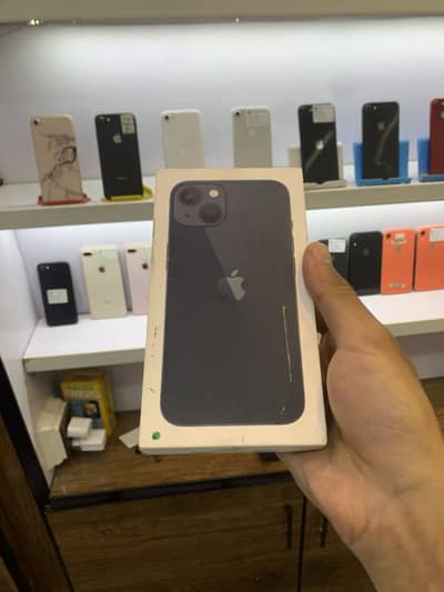 iPhone 13-JV Box Pack (OFFER) 03275894788