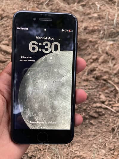 Apple iPhone SE