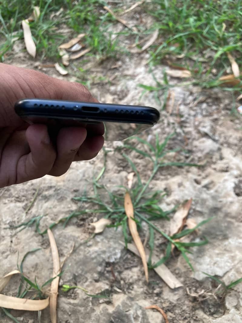 Apple iPhone SE 4