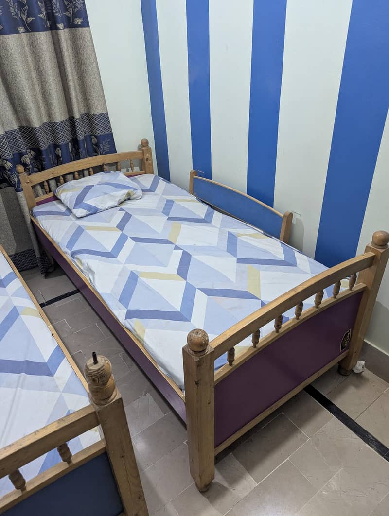 2 single beds 1