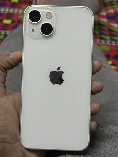 Apple iPhone 13