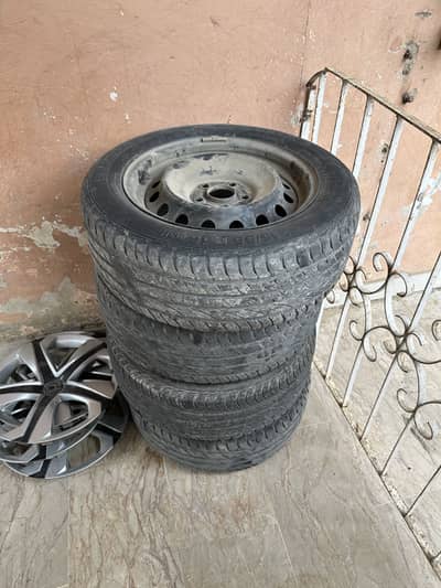 16 inch tyres and stepny for sale
