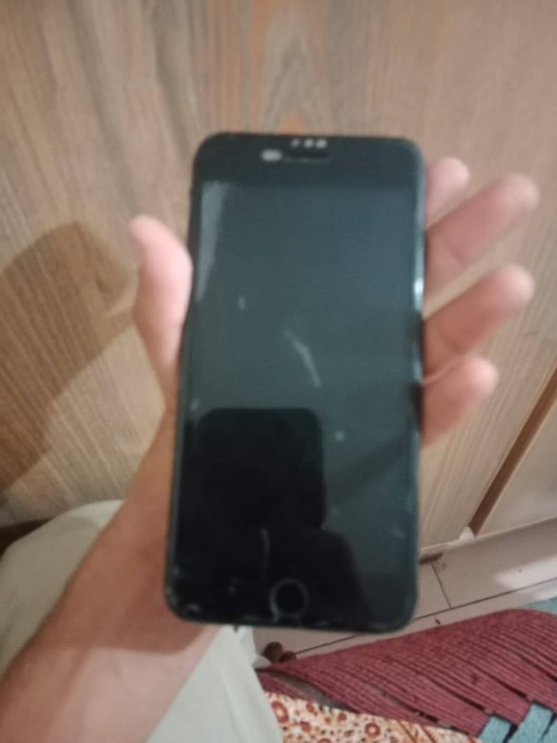 Apple iPhone 7 Plus 3