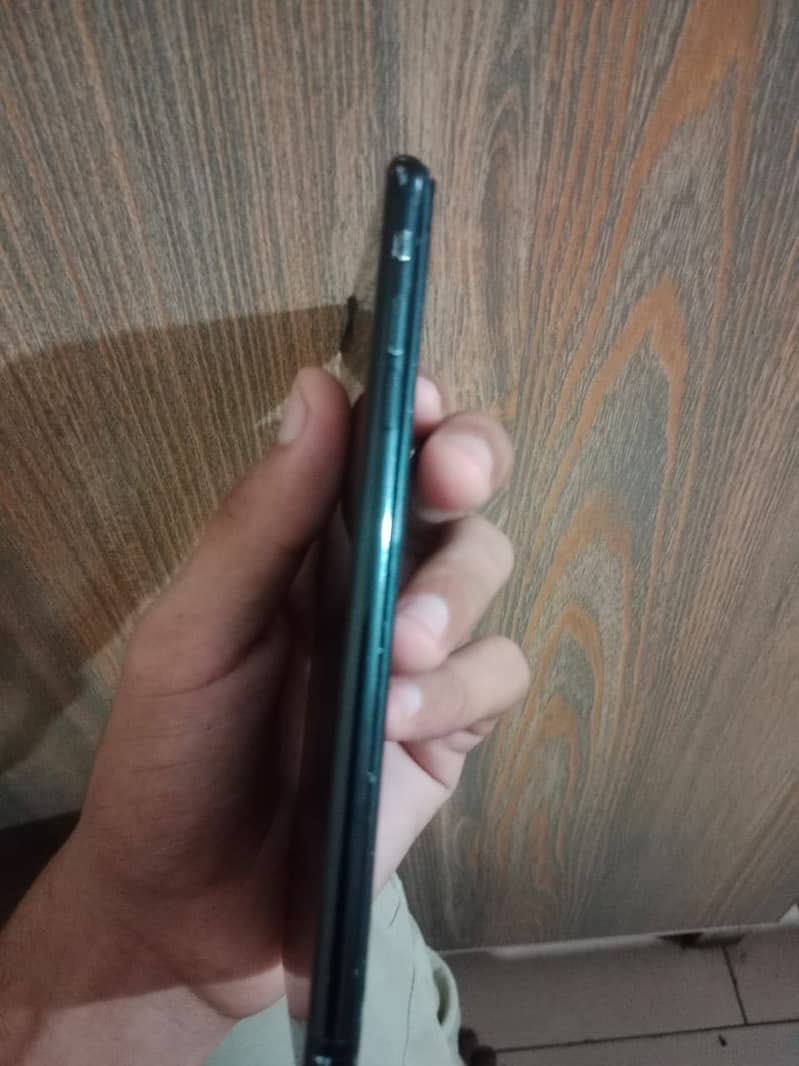 Apple iPhone 7 Plus 4