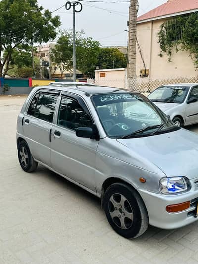 Daihatsu Cuore 2001