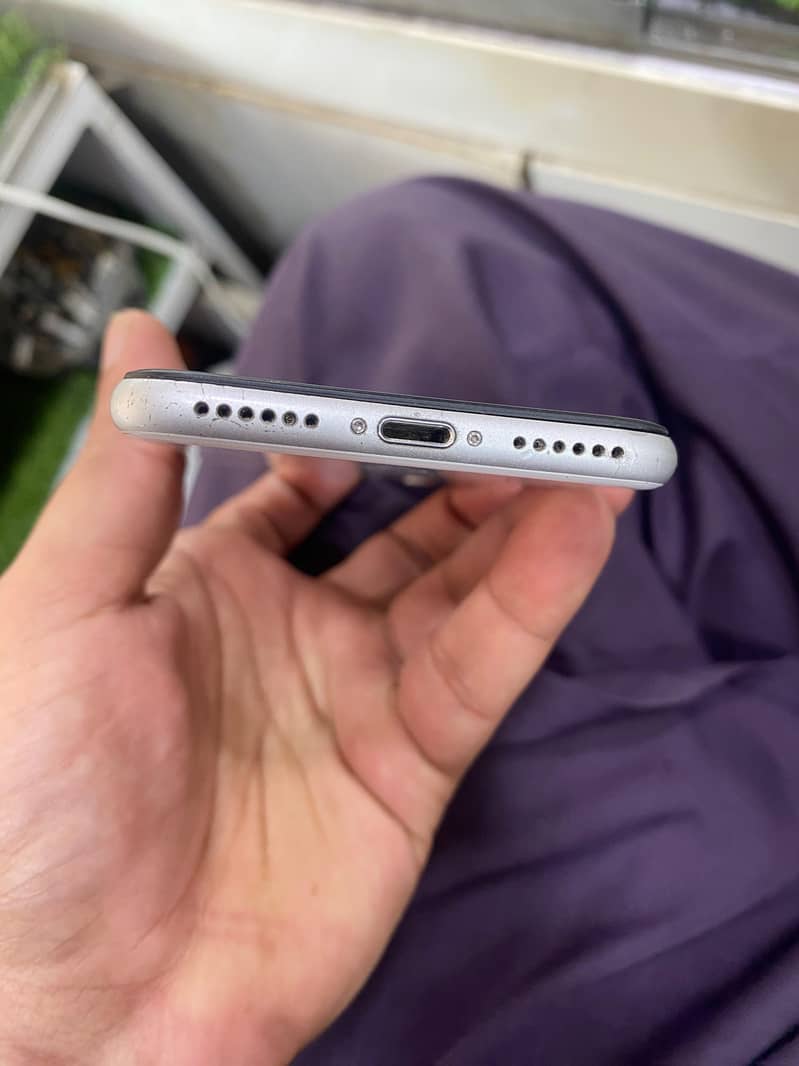 Apple iPhone SE 5