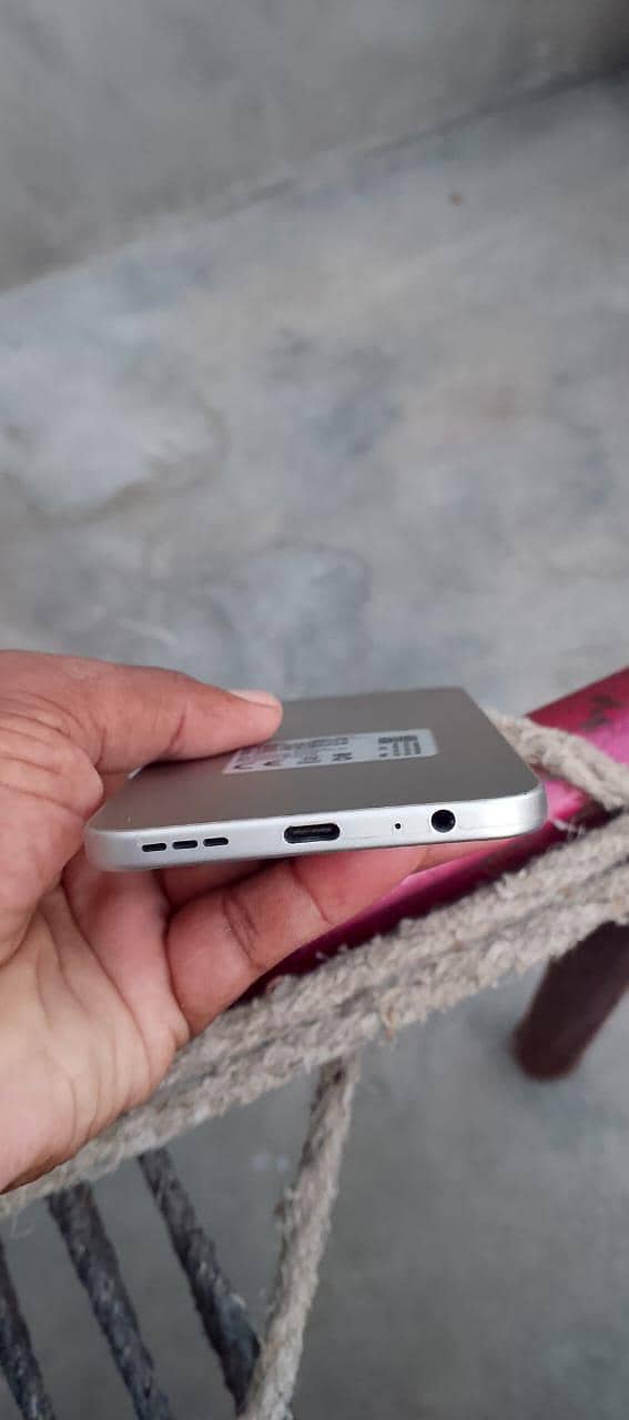 techno spark 40 pro 0