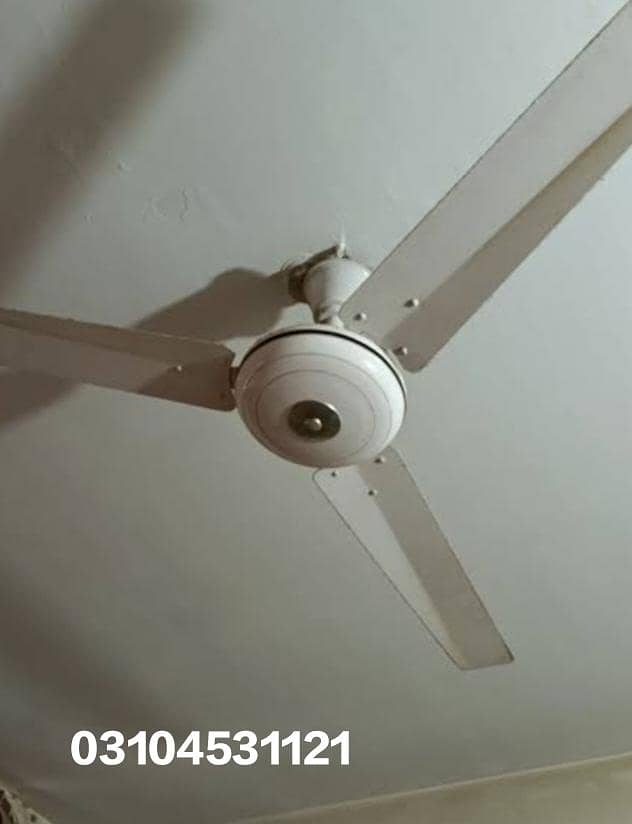 good condition ceiling fan 1