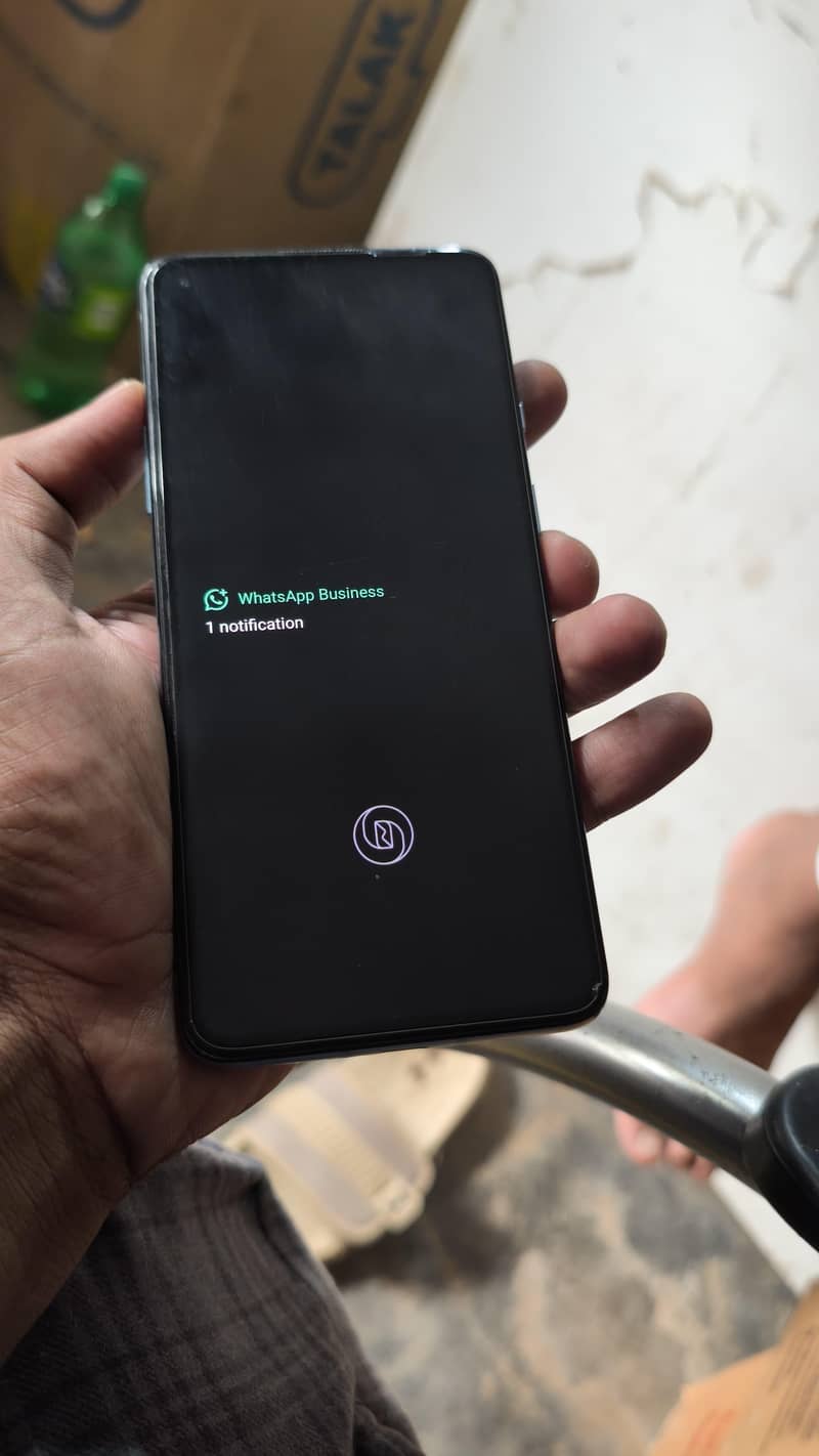 One Plus 9R 8