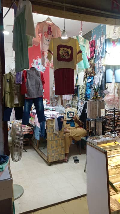 AOA SHOP FOR RENT IN WAPDA TOWN REHMAT MARKET USMANIA TOWERLADIESMARKT