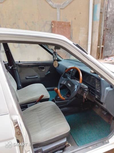 Nissan Sunny 1988