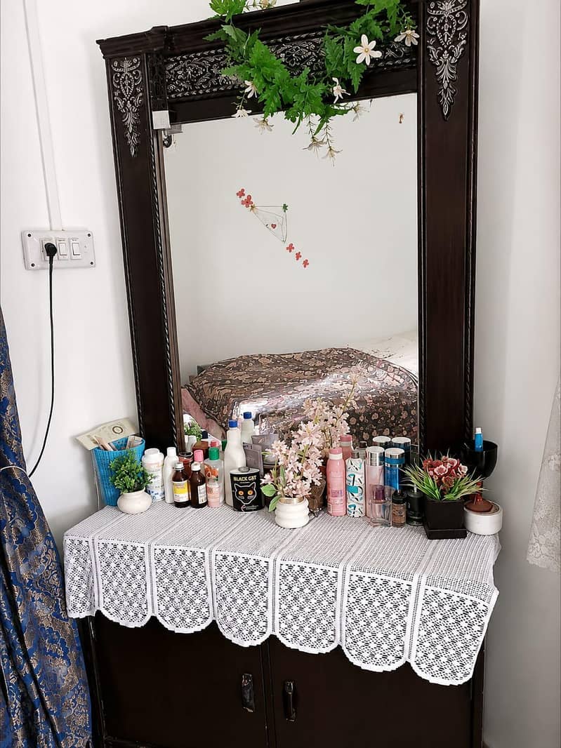 mirror 1