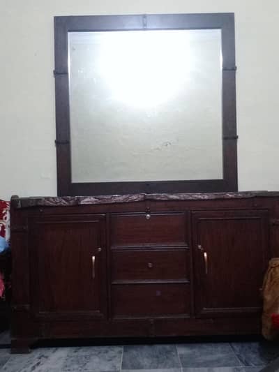 Dresing mirror