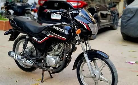 Suzuki gd 110s for sale contact Whatsapp 0327.4970. 802