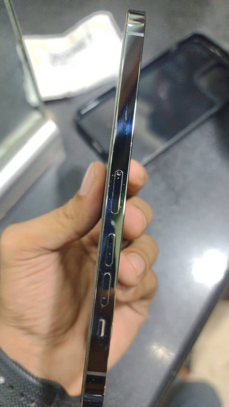 Iphone 13 pro max 0