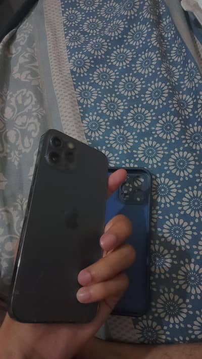 Apple iPhone 12 Pro