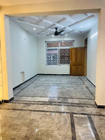 5marla 2.5 story house for sale