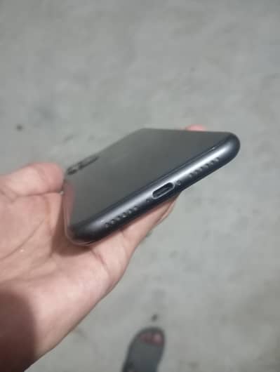 iPhone 11 Lush Condition 10/10
