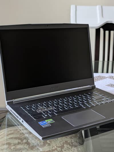 MSI Thin 15 Gaming Laptop i7 12th Generation, RTX 2050