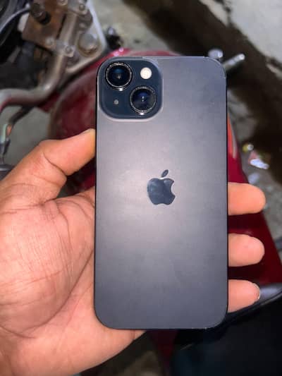 Apple iPhone 15