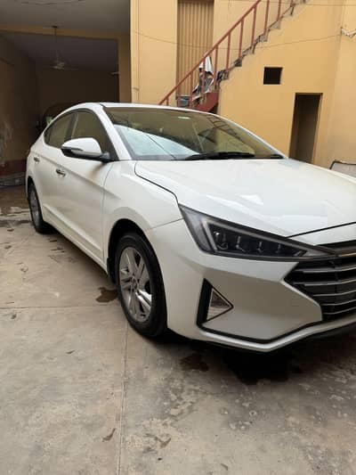 Hyundai Elantra 2021