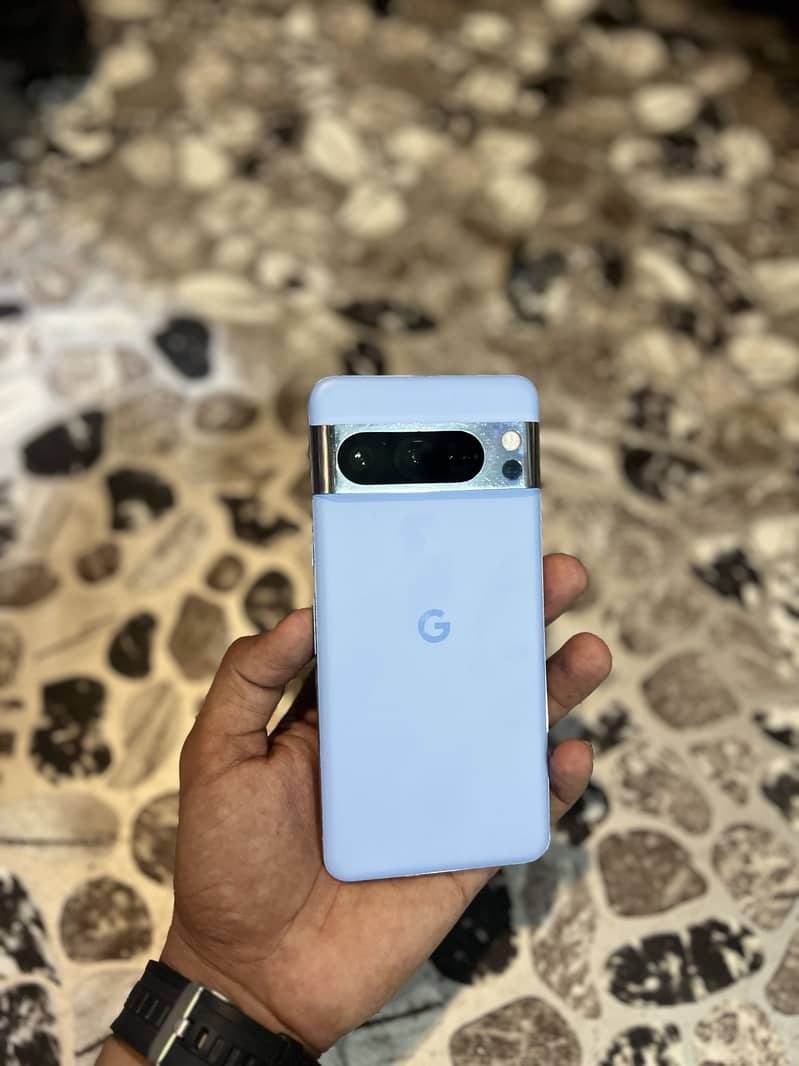 Google Pixel 8 Pro 1