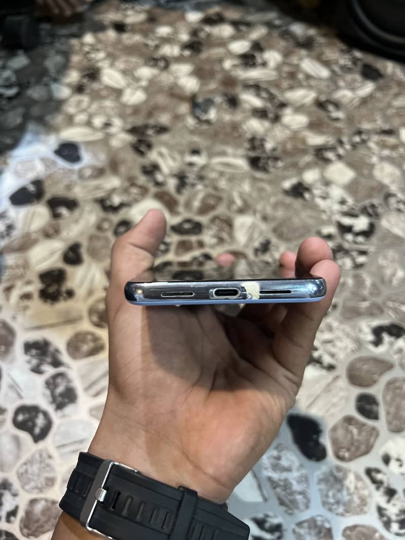 Google Pixel 8 Pro 4