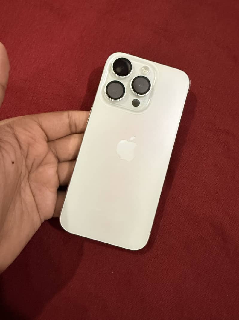 Apple iPhone 15 Pro 5