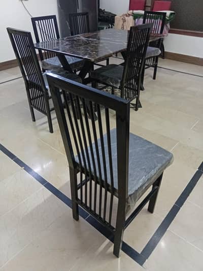 6 seater dining table