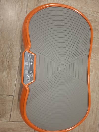new excercise vibrating machine  100 percent genine working  machine