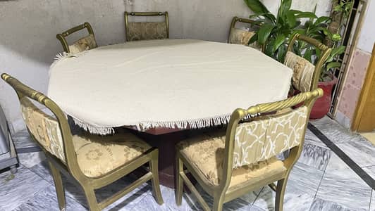 Dining Table & Chairs
