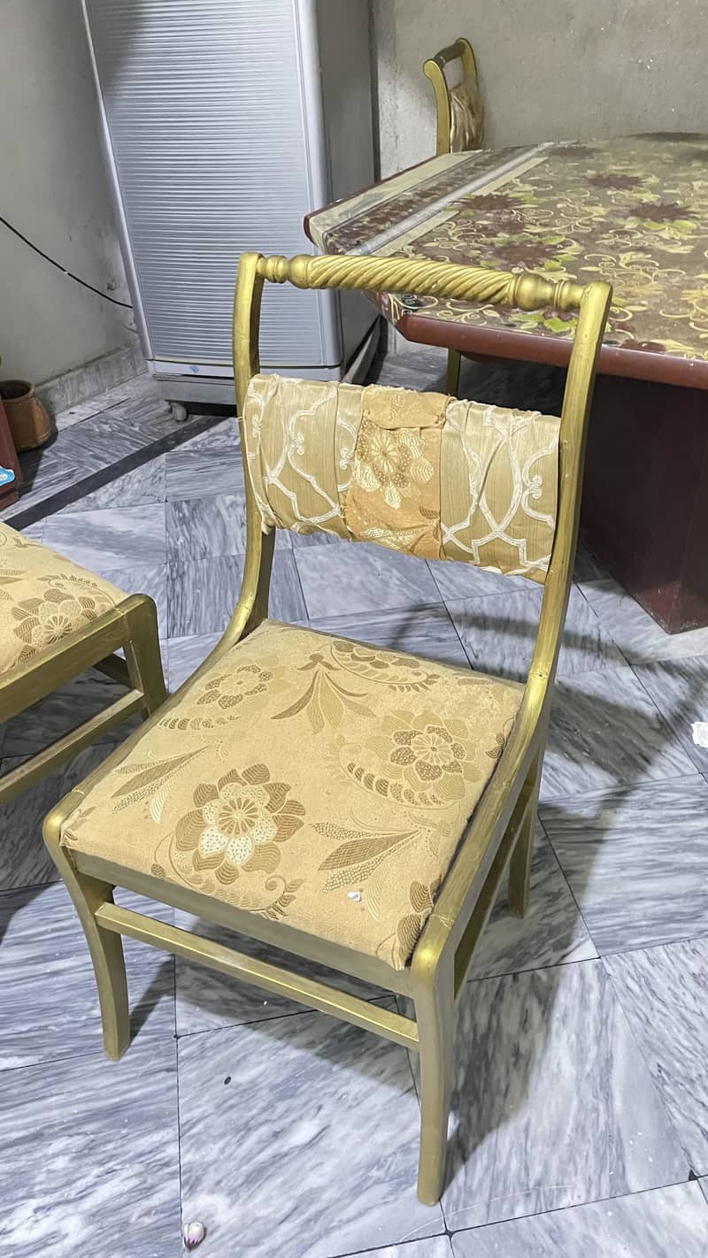 Dining Table & Chairs 6