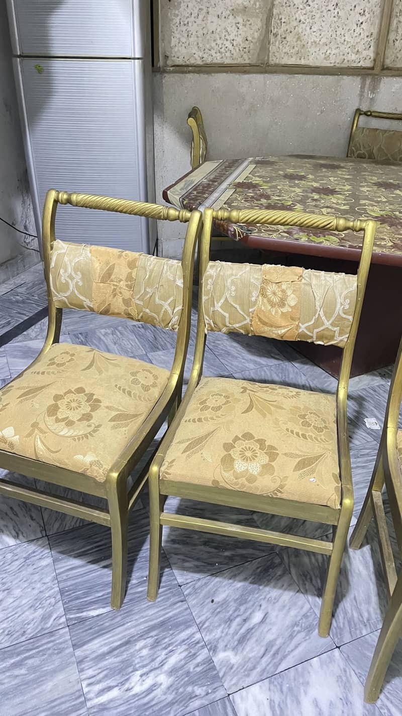 Dining Table & Chairs 11