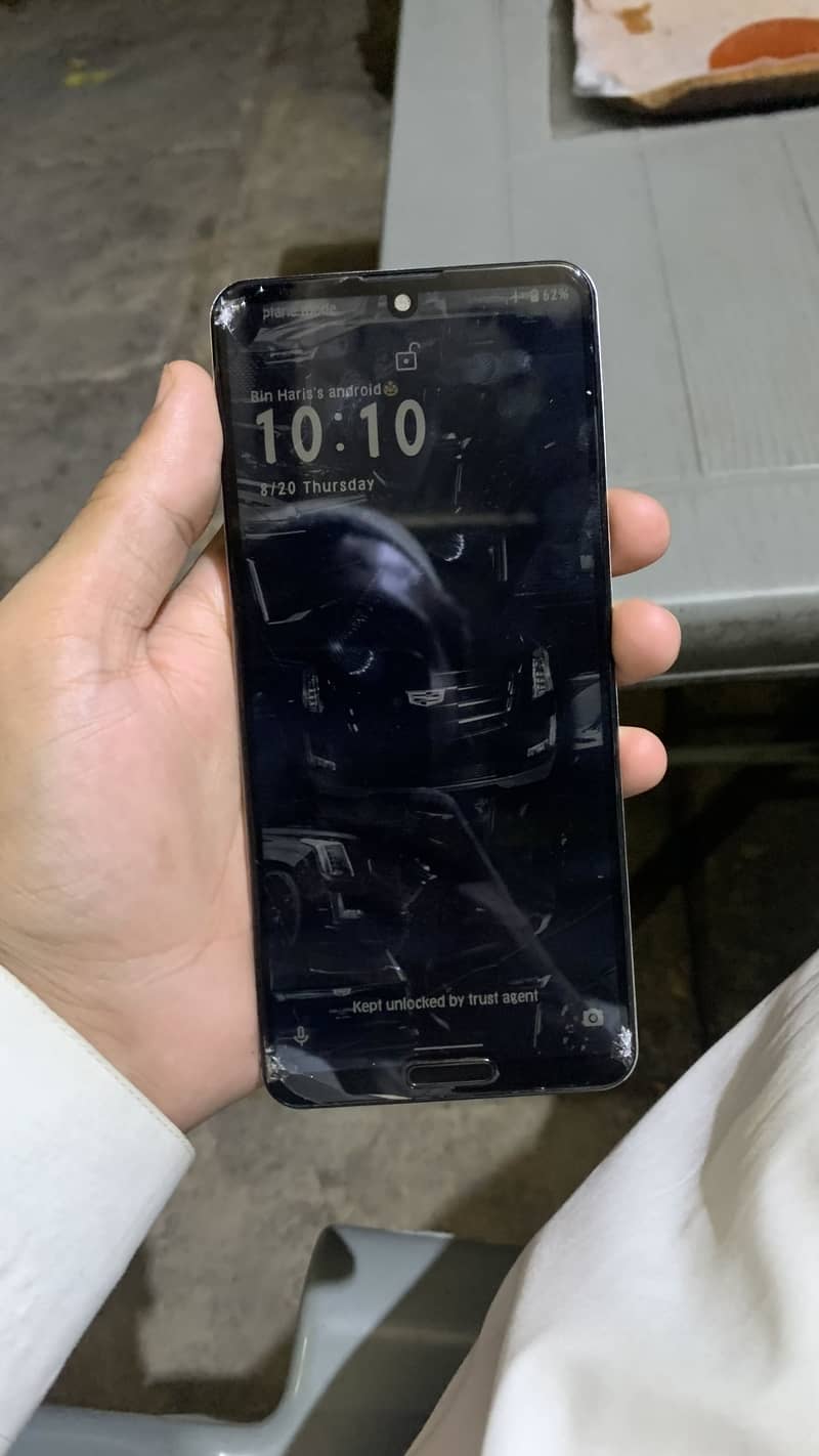 Sharp Aquos R5G 3