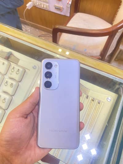 tecno spark 40 pro plus