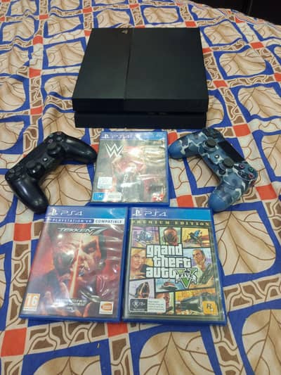 Selling PS4 fat 500gb non Jailbreak