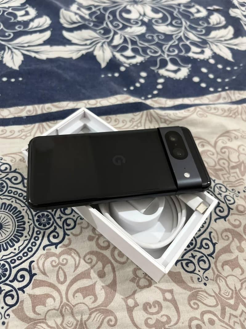 Google Pixel 8 1