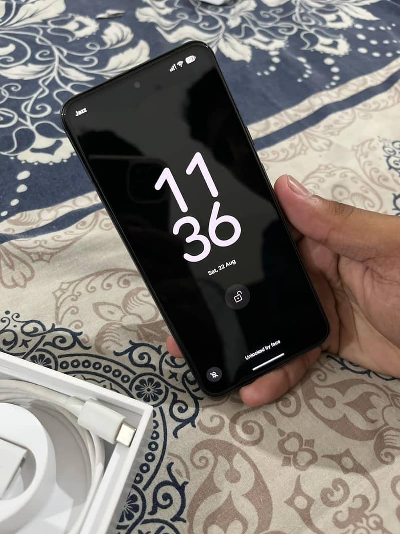 Google Pixel 8 3