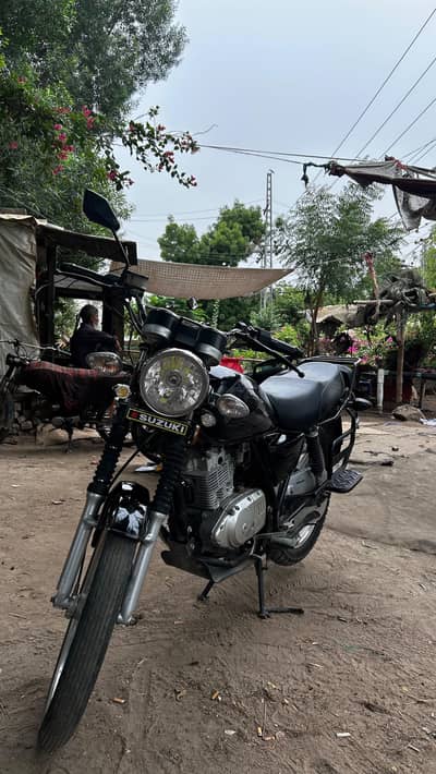 Suzuki GS150 E