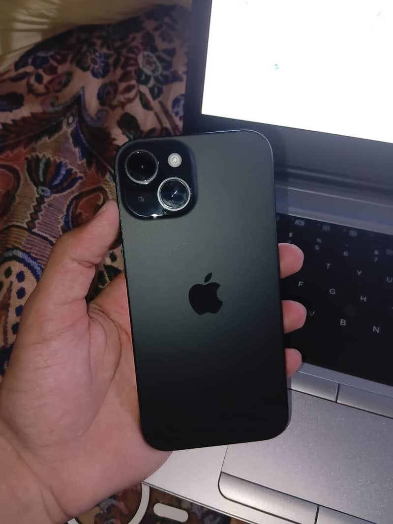 Apple iPhone 15 1